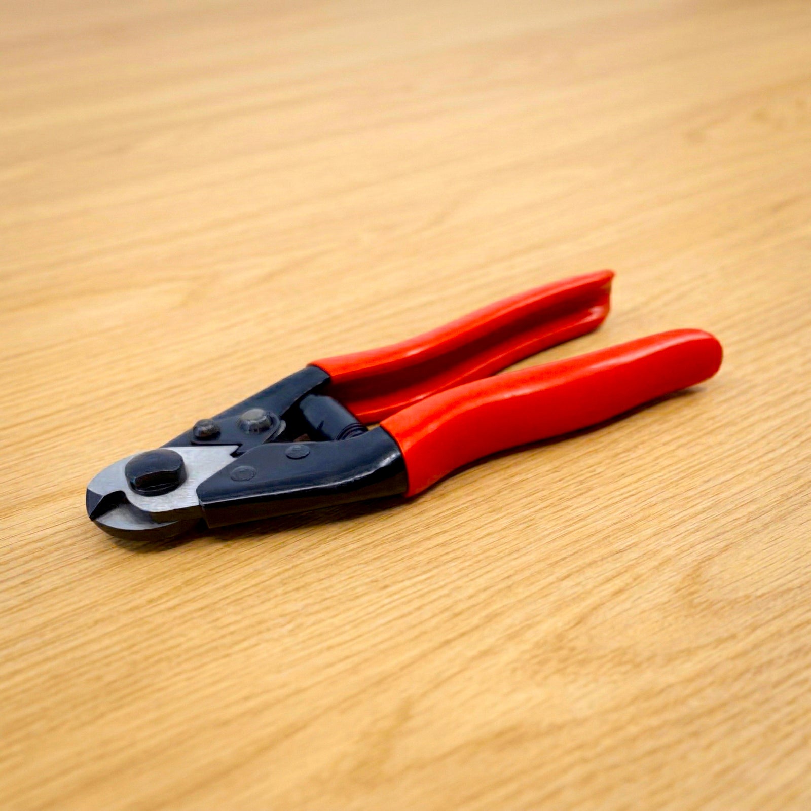 Cable cutters used to make a clean square cut for cable railing installation